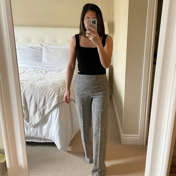 Zara Women’s Plaid Blazer and Pant suit set - Picture 5 of 5